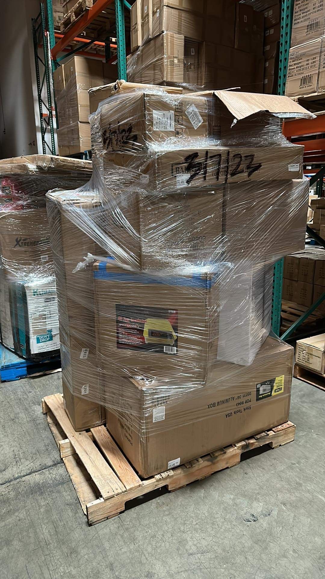 general merchandise pallets, Amazon Walmart HomeDepot tools liquidation