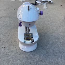 Sewing Machine 