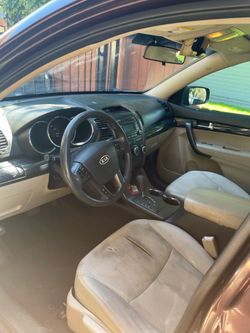 2011 Kia sorrento