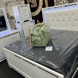 Bed Suite Blowout Sale 