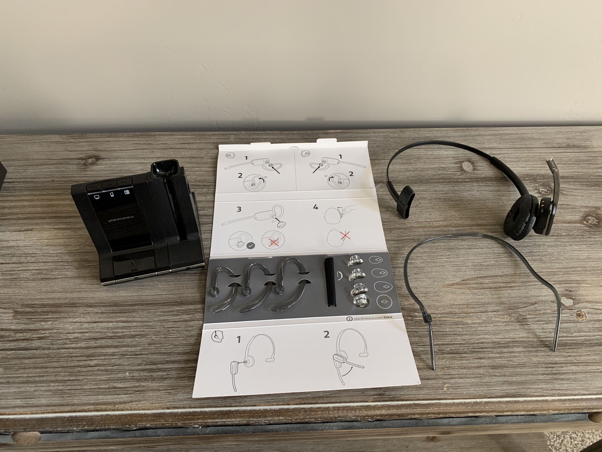 Plantronics Headset - Savi W745