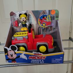 BRAND NEW...Disney Junior "MICKEY VEHICLE & FIGURE SET" ...AGES 3+