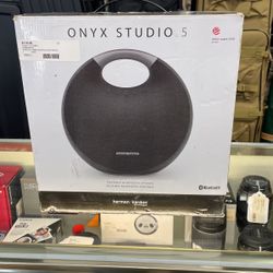 Harmon/Kardon Speaker