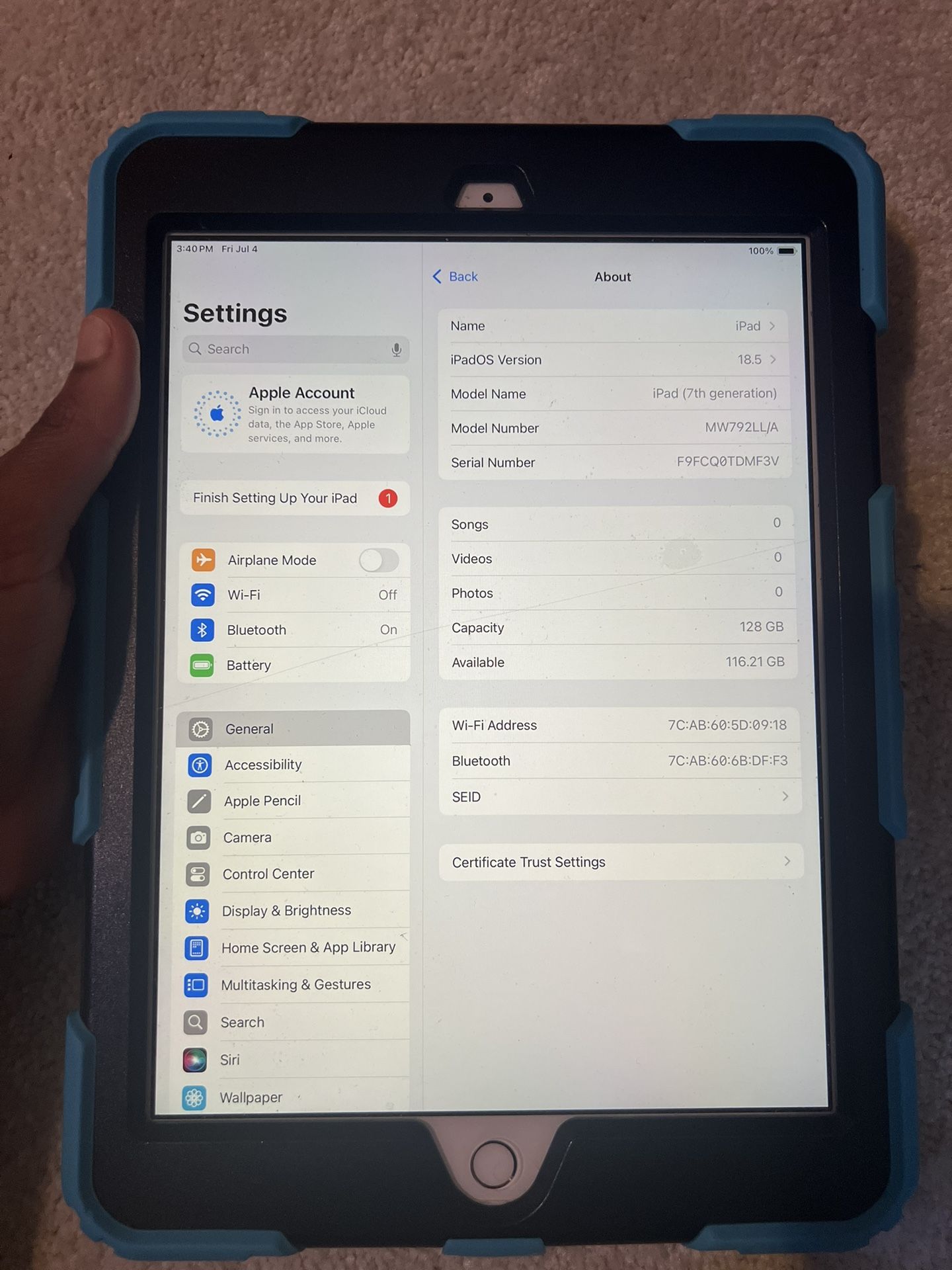 iPad 7th gen 10.2in 128GB + 1st Gen Apple Pencil