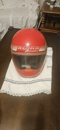 Helmet Nolan