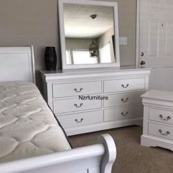 5-PC White Sleigh Queen Bedroom Set