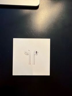 Brand New Apple AirPods 2nd Generation Sealed