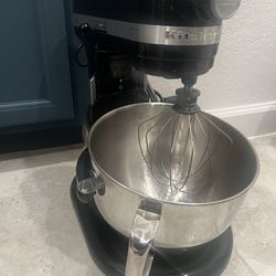 Kitchen aid mixer 