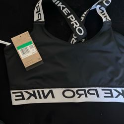 Women’s Nike Sports Braw Size Xl