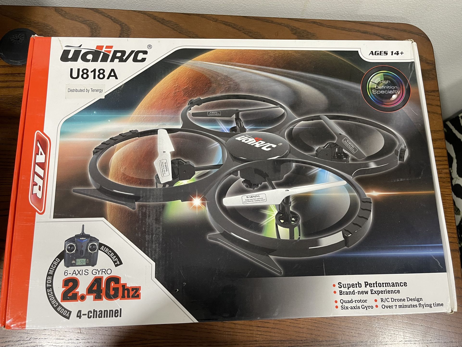 UDI R/C U818A 2.4GHz 4 CH 6 Axis Gyro RC Quadcopter with Camera RTF Mode 2