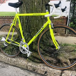 Track 1200  aluminum road racing bike , 27 Frame 23 Inch