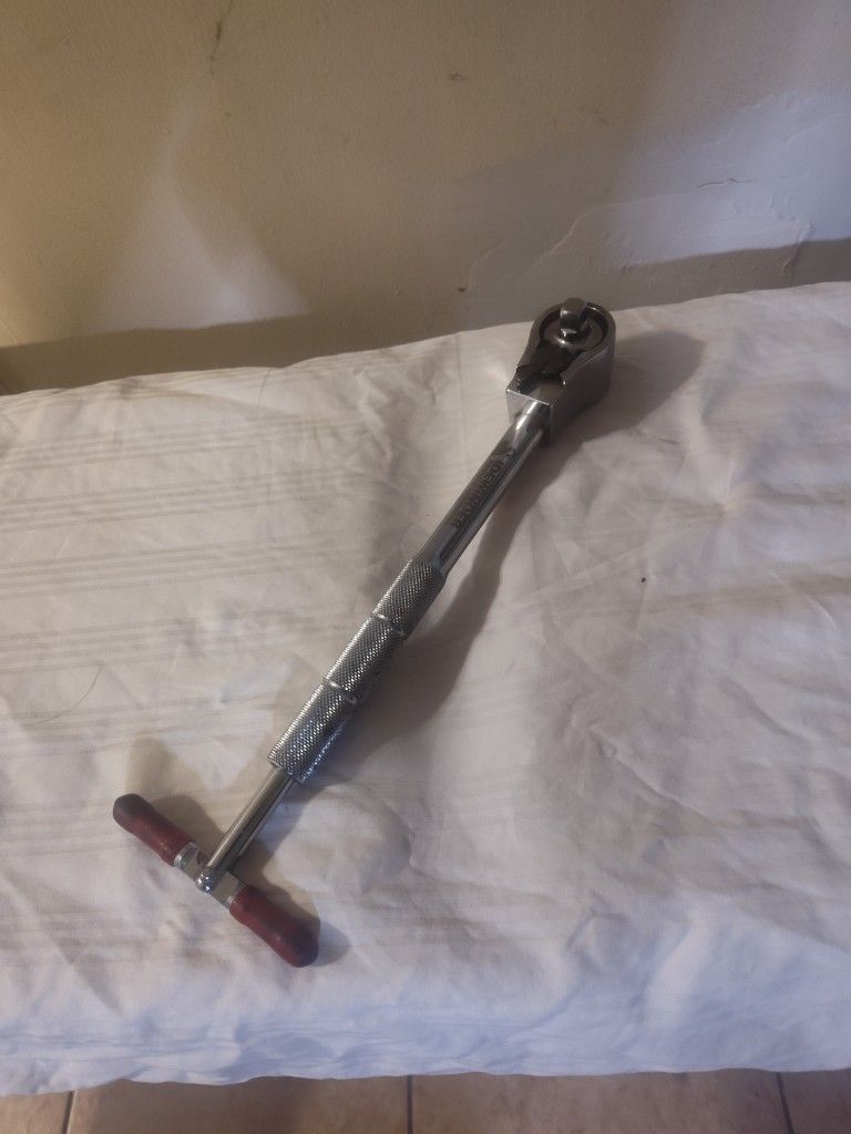 Sidewinder Speed Wrench