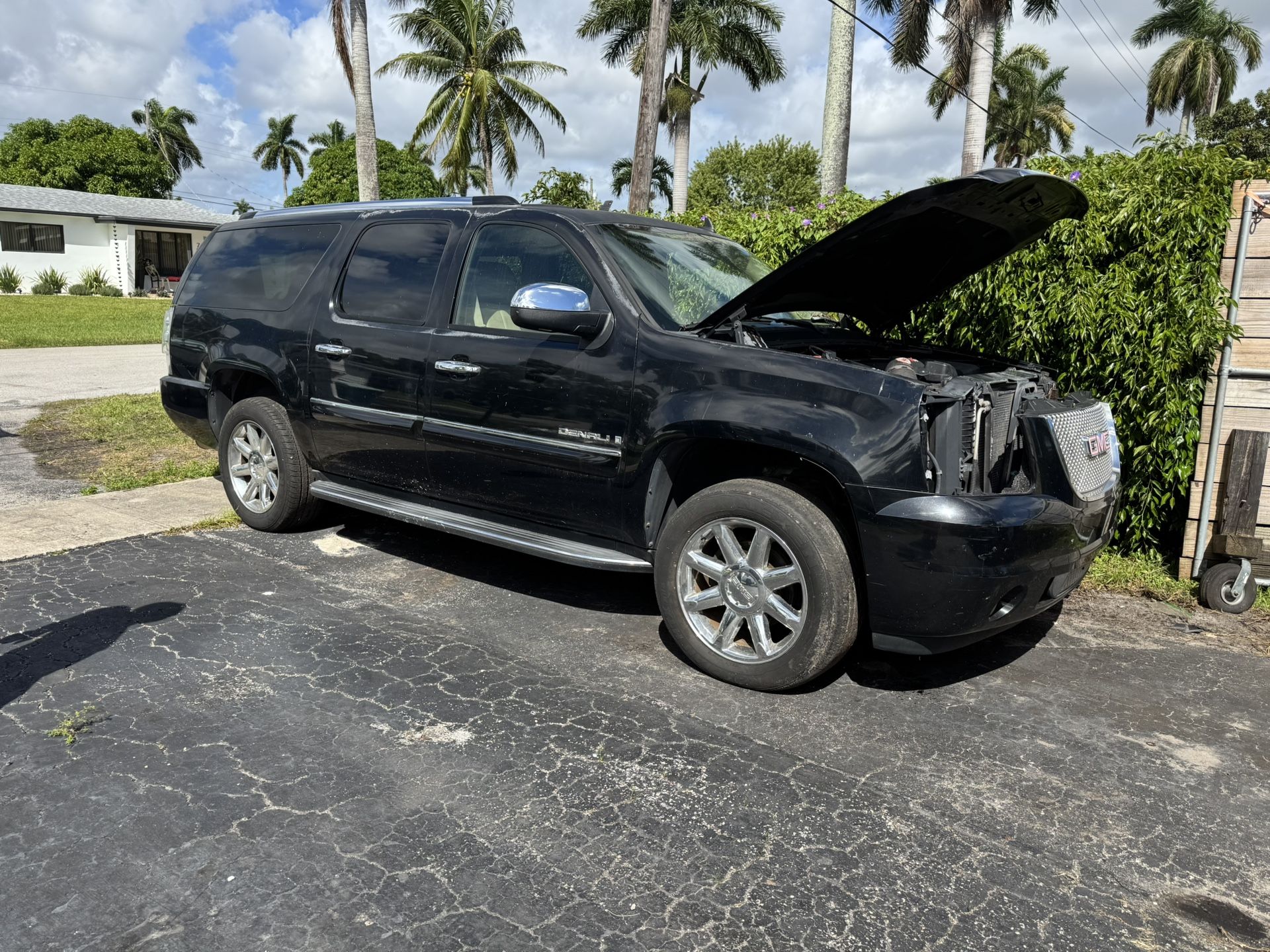 2007 gmc yukon denali for parts