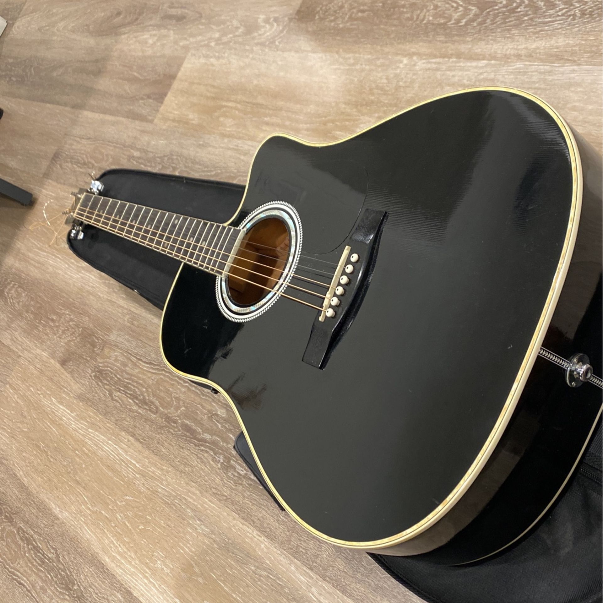 Acoustic Guitar Signed By Dave Mustaine Megadeth