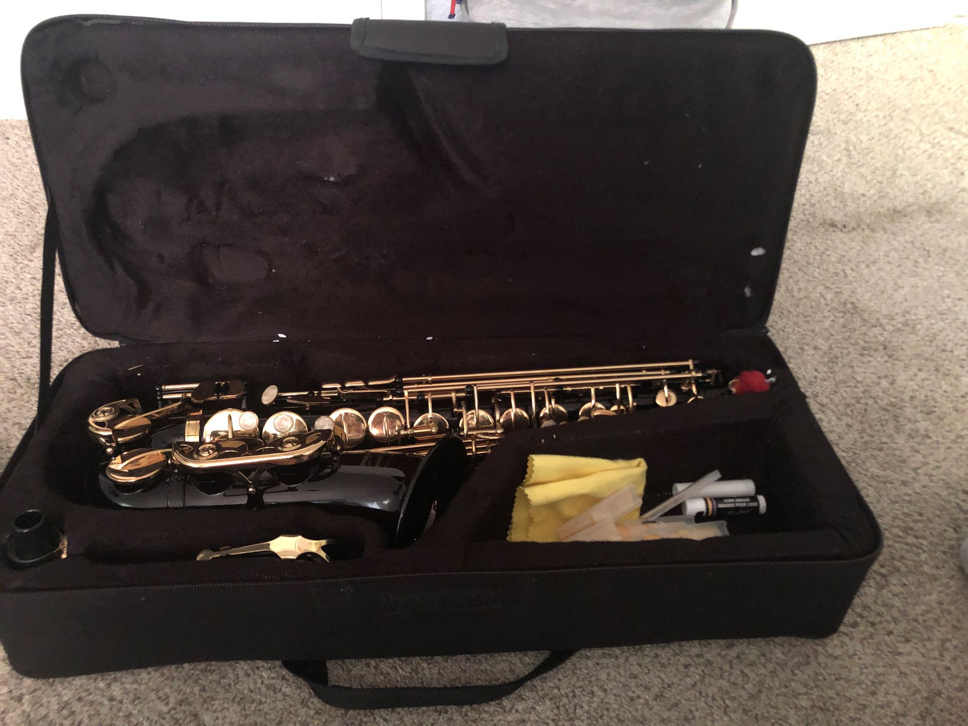 Lazaro saxophone