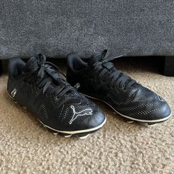 Puma Soccer Cleats Size 12 Youth