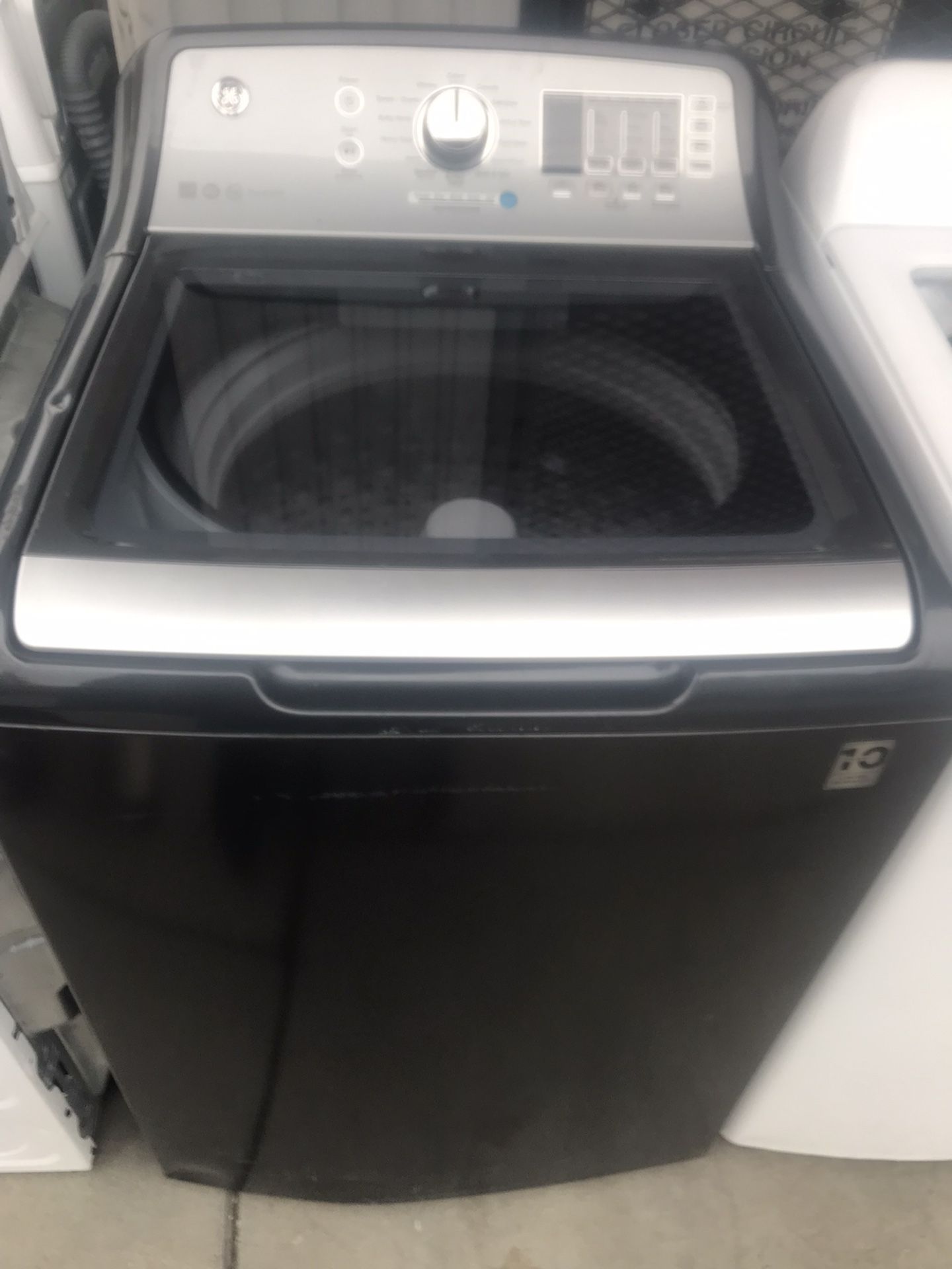 GE Top Load wash w/ Agitator