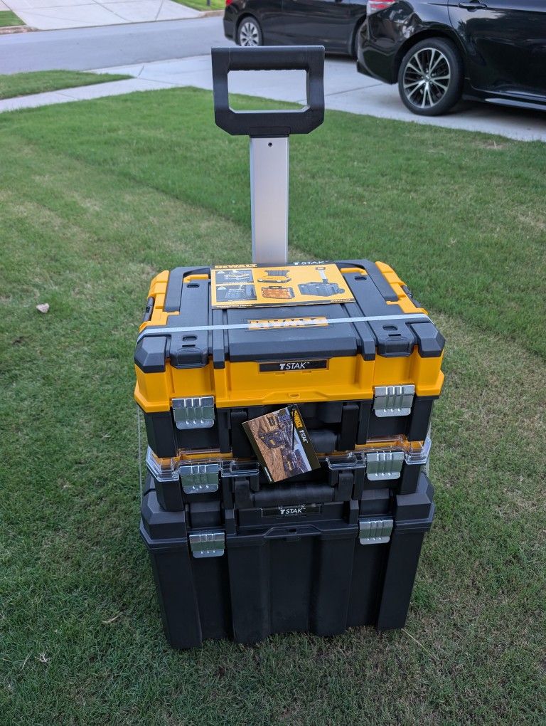 DEWALT 39 in. x 17 in. Tstak Tower Storage System
