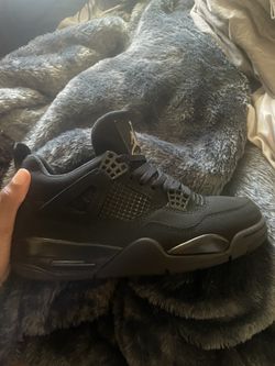 black cat 4s