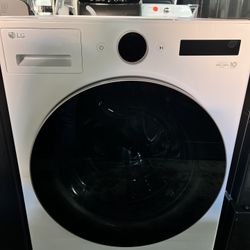 LG - 5.0 Cu. Ft. High-Efficiency Stackable Smart Front Load Washer with Steam and TurboWash 360 - White