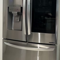 LG Refrigerator (Width: 35 3/4” * Depth: 34 7/8” * Height: 69 3/4” )