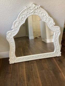 White mirror