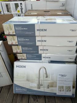 MOEN
Birchfield Touchless Single-Handle Pull-Down Sprayer Kitchen Faucet in Spot Resist Stainless
