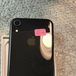 iPhone XR UNLOCKED Like New 