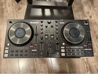 Used Numark Mixtrack Platinum FX