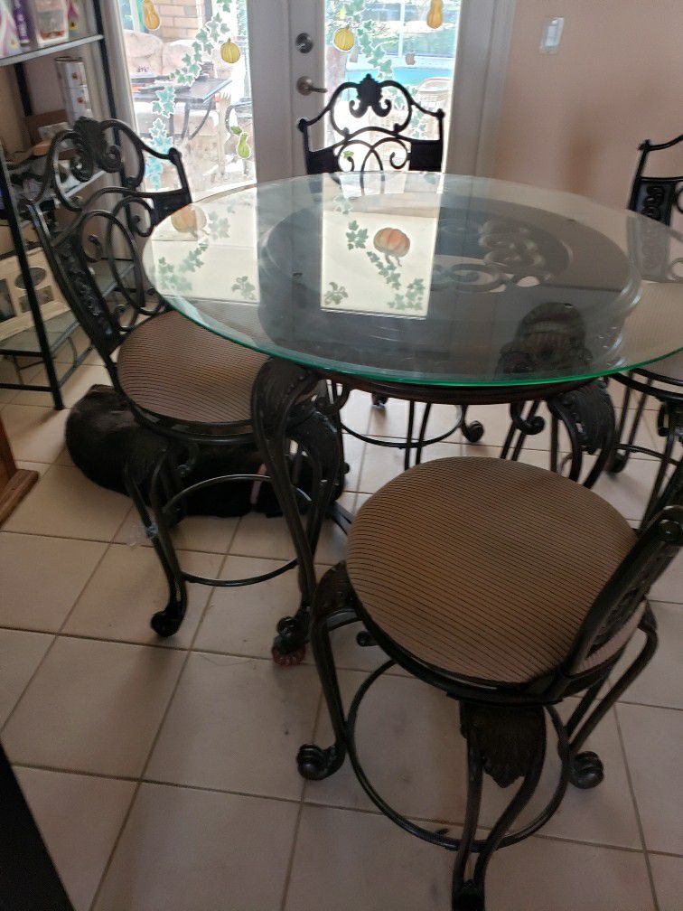 Pub Table And 4 Chairs
