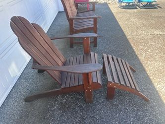 Wood Chair With Ottoman