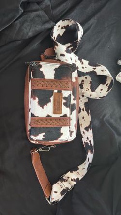 Cow print Wrangler cross body purse