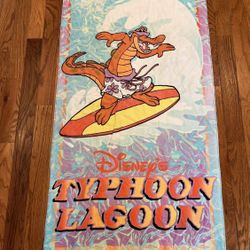 Disney Beach Towel Vintage 90s Y2K Typhoon Lagoon Lagoona Gator Surfing Swim