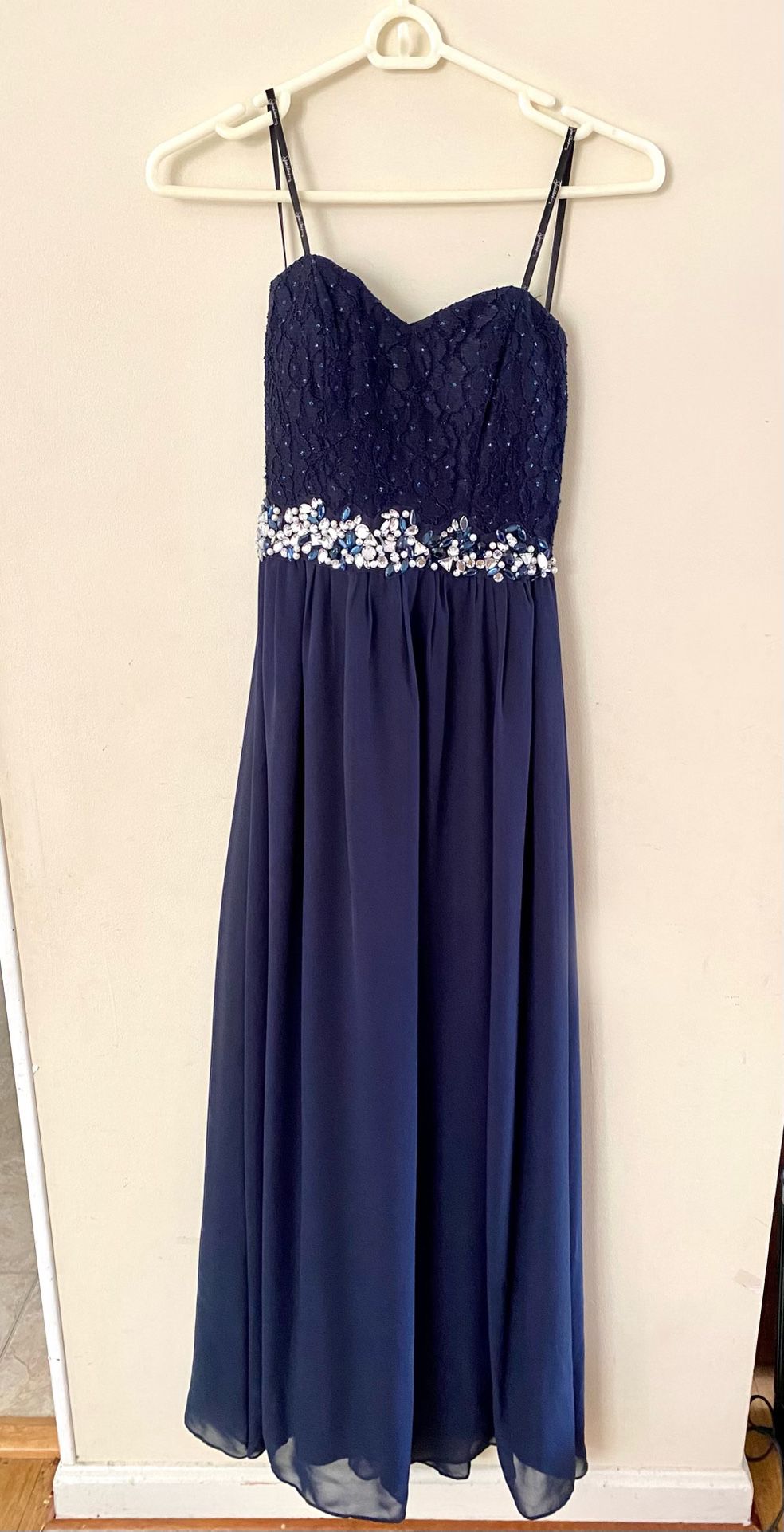 Navy Strapless formal, prom party  dress. Size 3, Small