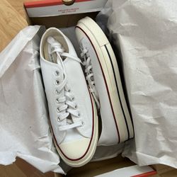 Size 10 Converse Chuck Taylor’s Brand New In Box 