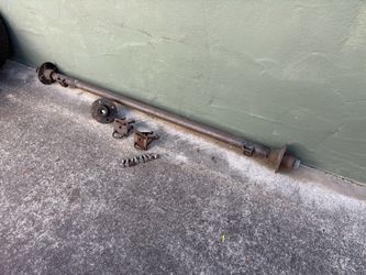 Trailer axle & wheels