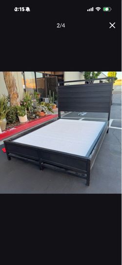 Standard Furniture Queen Size Espresso Walnut Bed Frame with Box Spring Good Condition