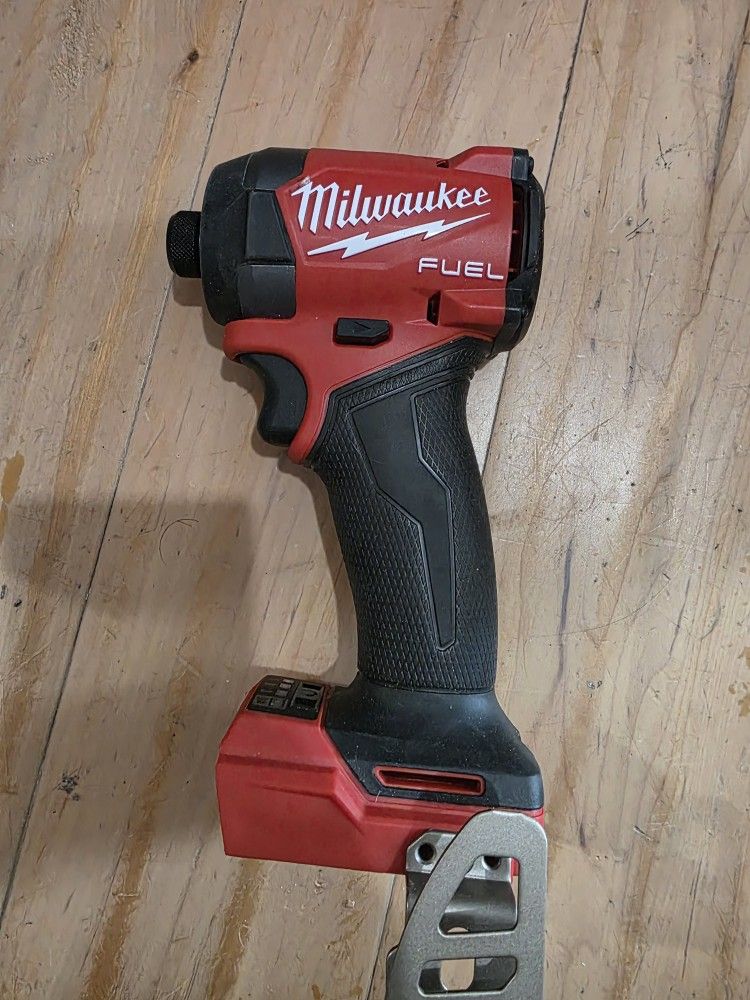 Milwaukee Impact 3ra Generation M18 Fuel