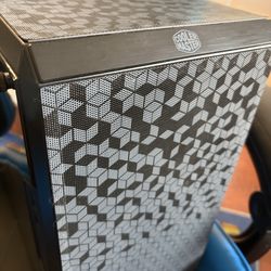 Thermaltake q300l pc case