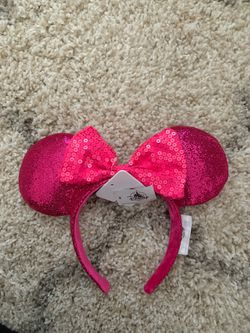 Minnie Mouse Glitter Hot Pink ears