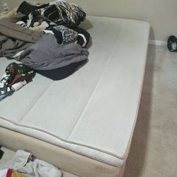 California King Bed Freeeee