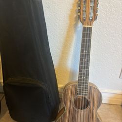 Hawaiian Ukulele 