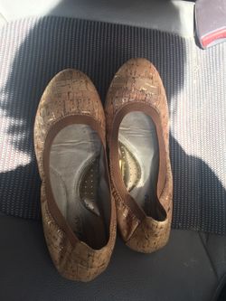 Sketchers memory foam flats