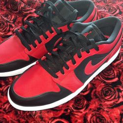 Jordan 1 Lows/Men’s Size 12