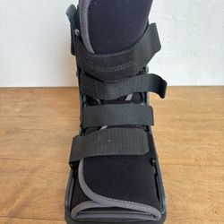Large Walking Boot