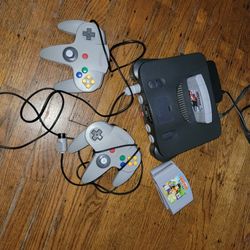 Nintendo 64 With 3 Games