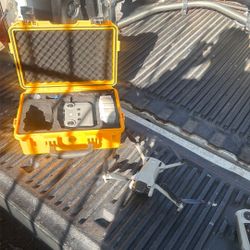 DJI Mini 3 W/4Batteries