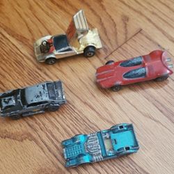 Vintage '69s/'70 Hot Wheels Car Bundle, Including Redline Cars