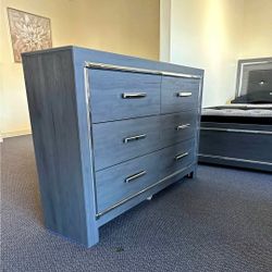 LODANNA GRAY DRESSER