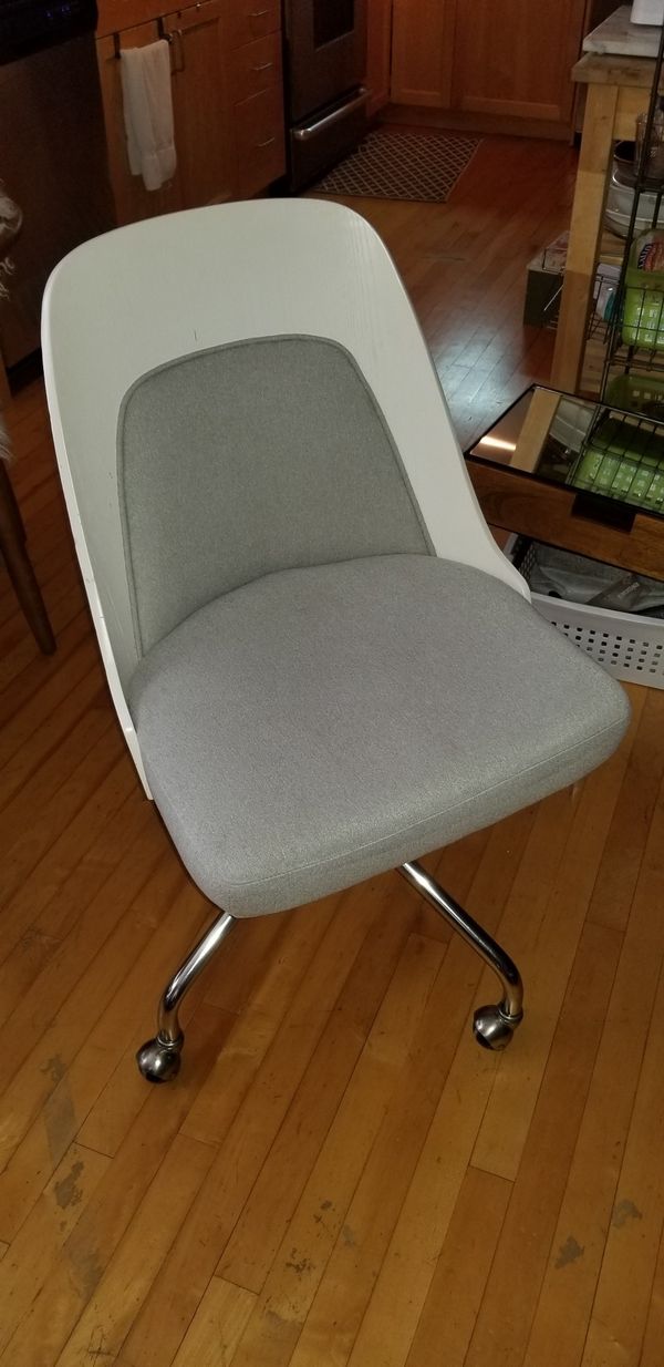 West Elm Rolling Desk Chair For In San Francisco Ca Offerup